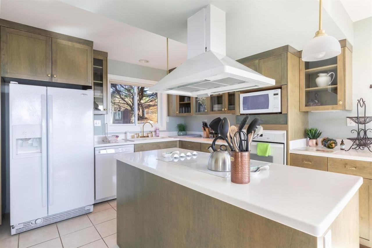 Sonoma Coast Ocean Views 3 Bedroom Bodega Bay